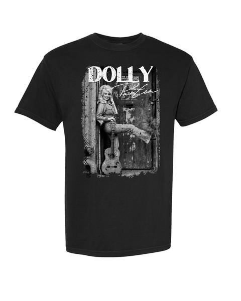 Dolly with Guitar